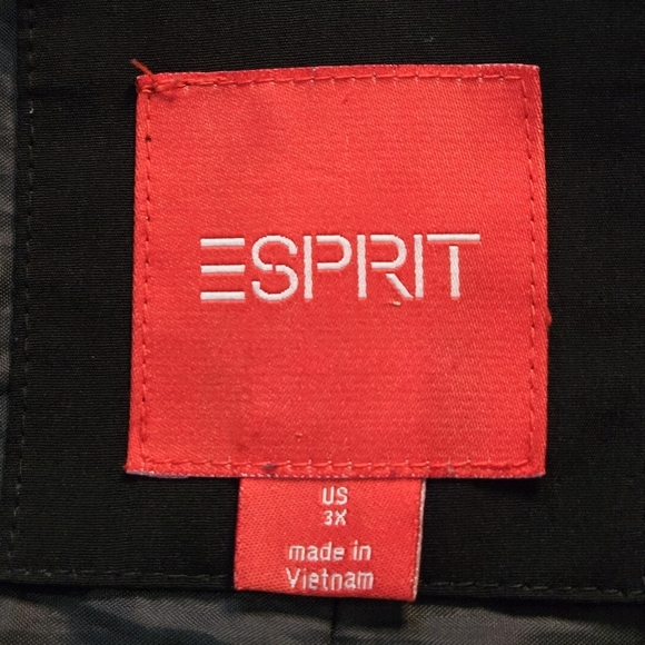 ESPRIT Black Quilted Zipper Jacket - Picture 2 of 10